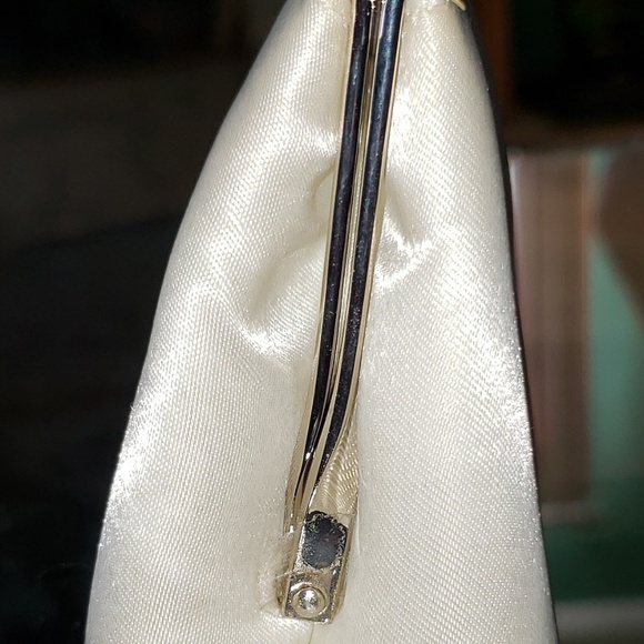 Jessica McClintock clutch - Picture 5 of 7